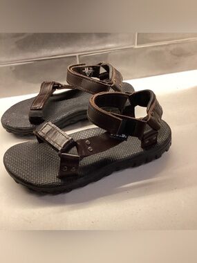 Teva Rugged Brown Leather Classic Strap Sandals